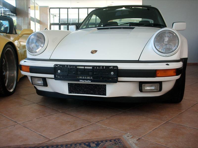 Porsche 930 01