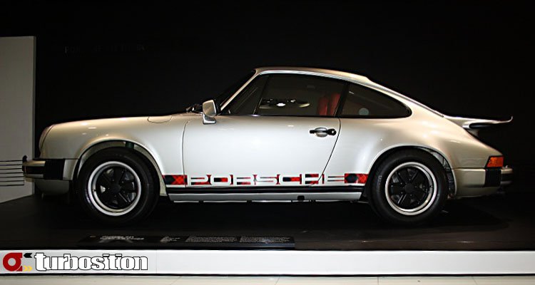 Porsche 911 turbo - the first - sideview