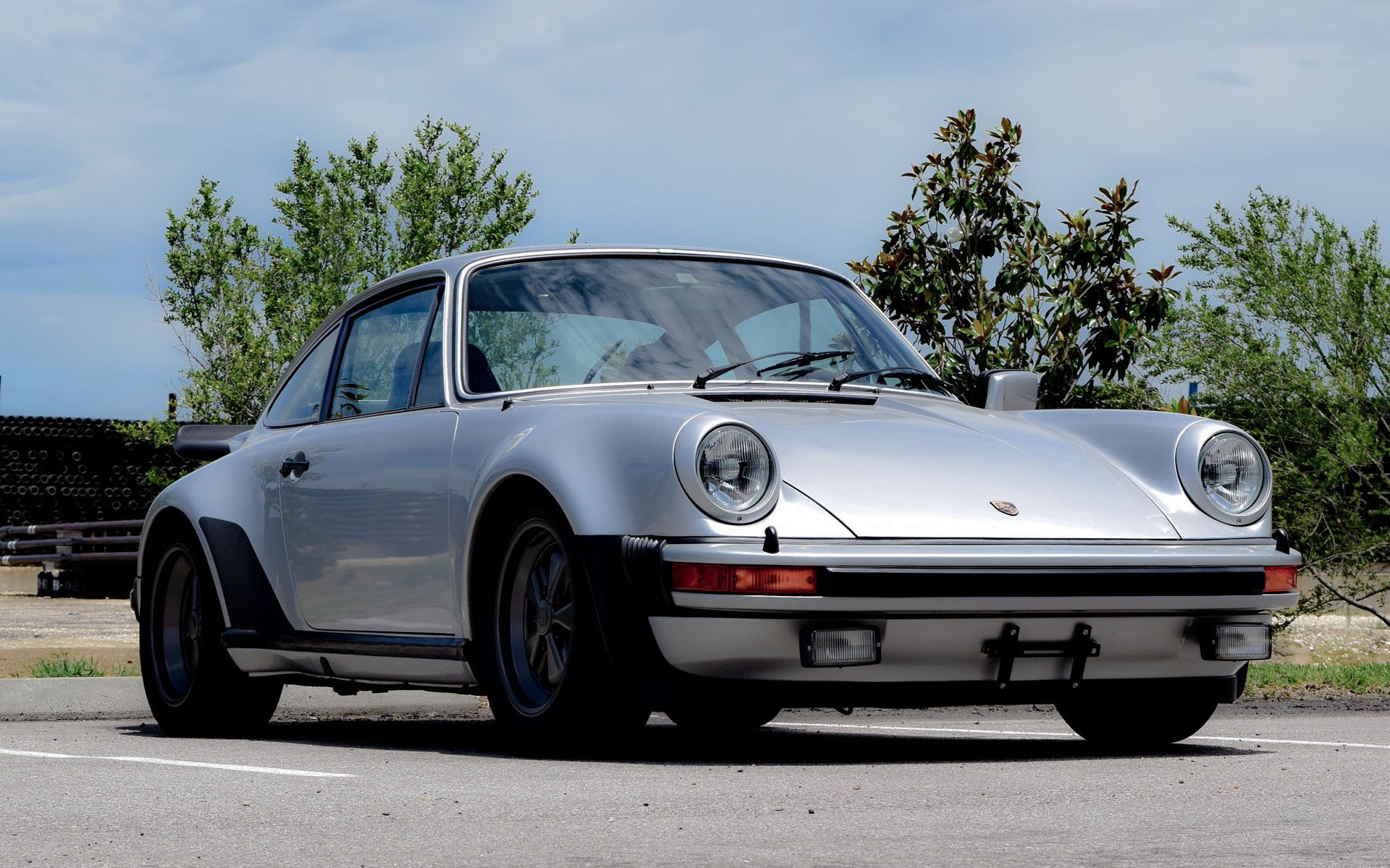 Porsche 911 turbo - silver