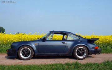 Porsche 930 prussian-blue-metallic