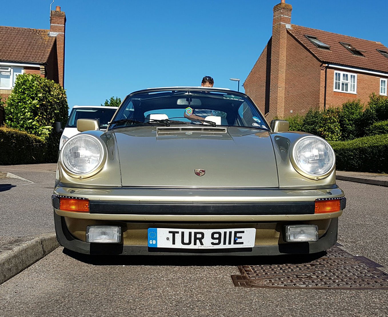 Porsche 930 front view (VIN: 9306700545)