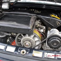 Porsche 930 motor compartment
